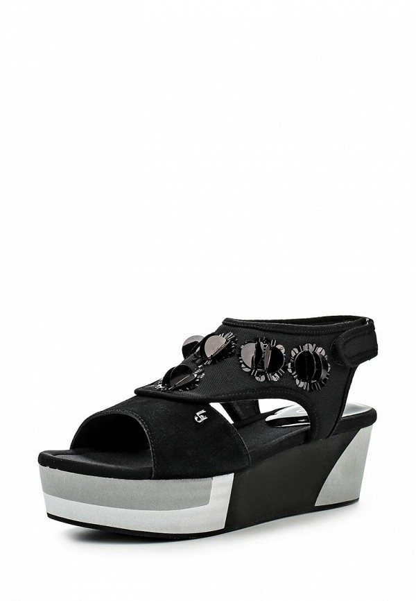 Сандалии  - черный цвет